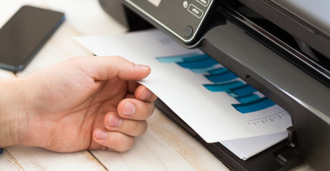 Economizar consumo de papel na empresa